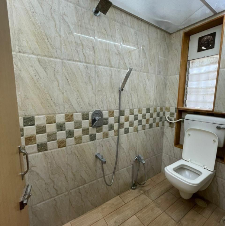 Bathroom, romell-orbis 1 Bedroom 426 Sq.Ft. Apartment In Parsi Colony Mumbai 8750668
