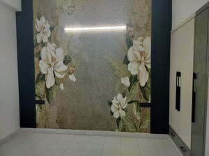 Master Bedroom in 4 BHK Builder Floor at Unitech Arcadia, South City 2 – for Sale