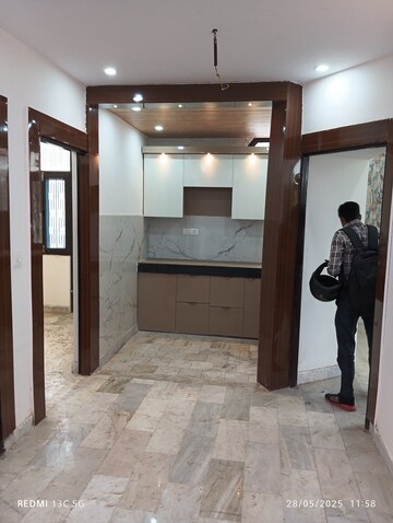 Kitchen in 2 BHK Builder Floor at Shalimar Garden – for Rent