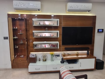 Furnished Amenities in 3 BHK Apartment at Oberoi Exquisite Goregaon, Goregaon East – for Rent