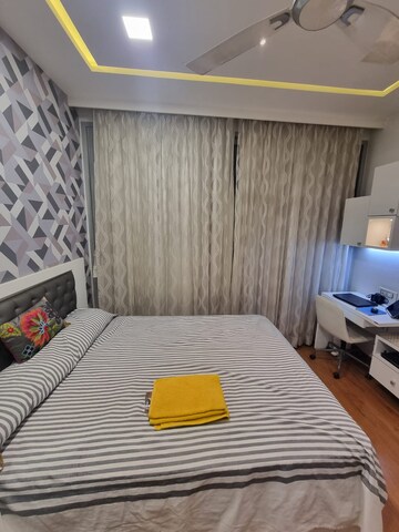 Bedroom in 3 BHK Apartment at Oberoi Exquisite Goregaon, Goregaon East – for Rent