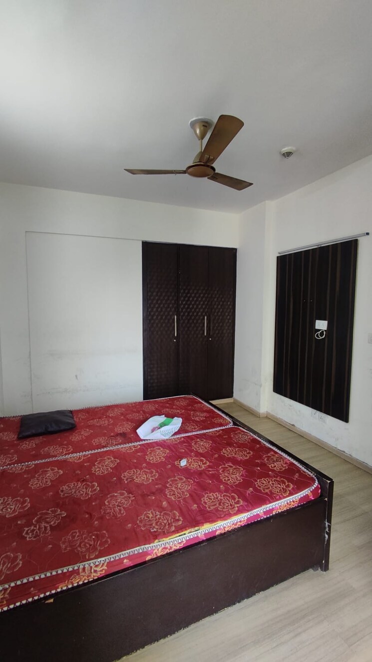 Bedroom, moti nagar 3 Bedroom 1637 Sq.Ft. Apartment In Moti Nagar Delhi 8750764
