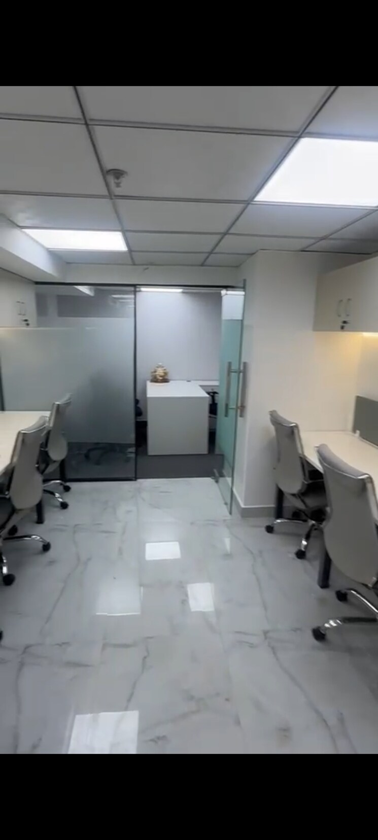 Team Area, spaze-itech-park Commercial Office Space 1145 Sq.Ft. In Sector 49 Gurgaon 8750861