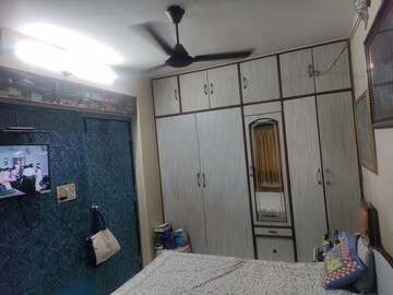 Bedroom in 1 BHK Apartment at Parel – for Sale