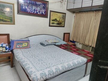 Bedroom in 1 BHK Apartment at Parel – for Sale