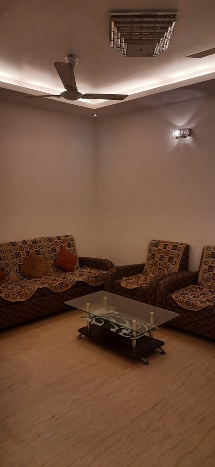 Living Room, lajpat nagar 4 2 Bedroom 900 Sq.Ft. Builder Floor In Lajpat Nagar 4 Delhi 8750944