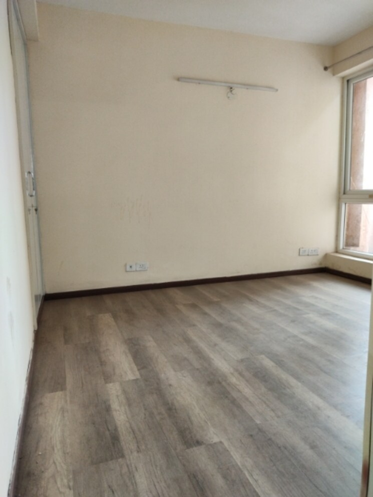 Room, sikka-karmic-greens 3.5 Bedroom 1510 Sq.Ft. Apartment In Sector 78 Noida 8751044