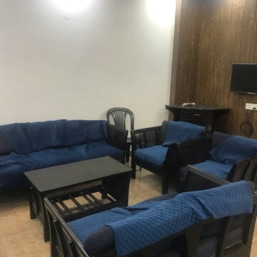 Bedroom in 2 BHK Builder Floor at Lajpat Nagar I – for Rent