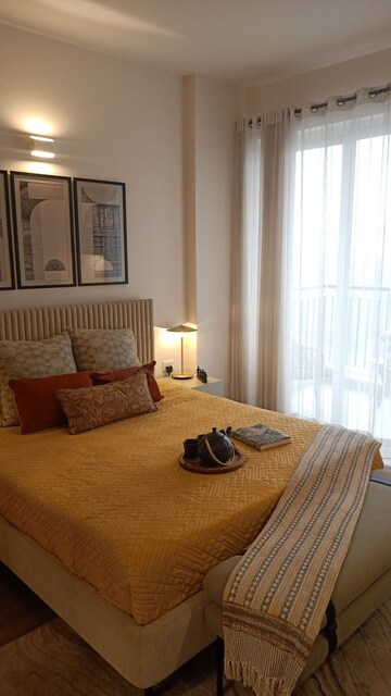 Bedroom in 2.5 BHK Builder Floor at Ashok Nagar – for Rent