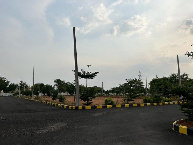 Garden, sr-sree-city  253 Sq.Yd. Plot In Agapally Hyderabad 8751063