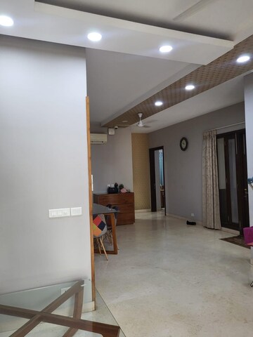 Room in 3 BHK Builder Floor at Eros Rosewood City, Sector 49 – for Rent