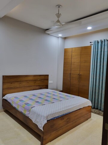 Bedroom in 3 BHK Builder Floor at Eros Rosewood City, Sector 49 – for Rent