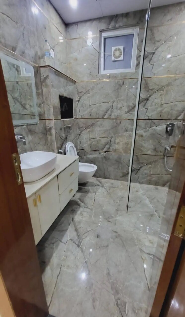 Bathroom, vatika-xpressions 2 Bedroom 1350 Sq.Ft. Apartment In Sector 88b Gurgaon 8751253