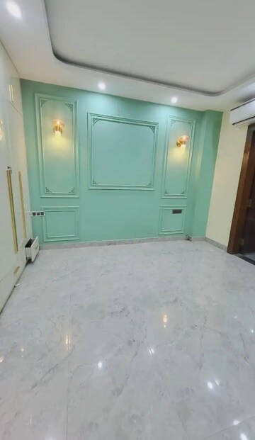 Bathroom in 2 BHK Apartment at Vatika Xpressions, Sector 88b – for Rent