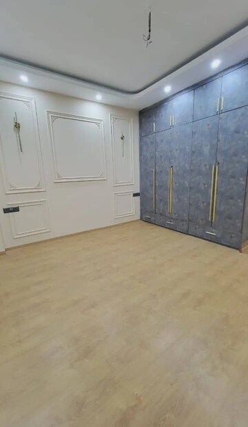 Room in 2 BHK Apartment at Vatika Xpressions, Sector 88b – for Rent
