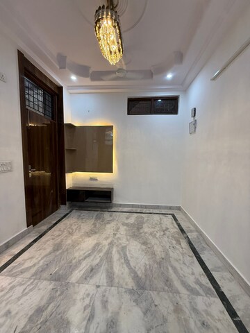 Bedroom in 2 BHK Builder Floor at Vaishali Sector 3 – for Rent