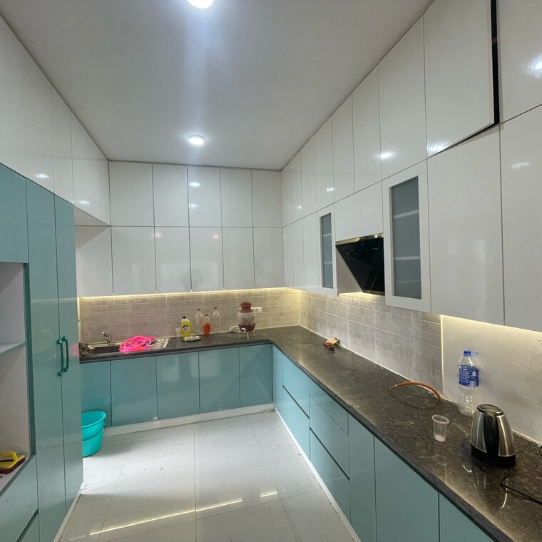 Kitchen, bptp-amstoria 3 Bedroom 2229 Sq.Ft. Builder Floor In Sector 102 Gurgaon 8751341