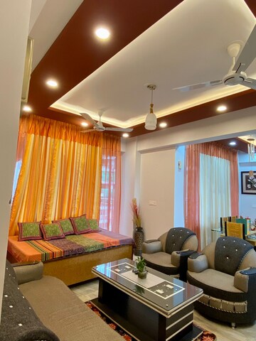Living Room in 3 BHK Builder Floor at Ram Shanti Apartment, Sector 52 – for Rent