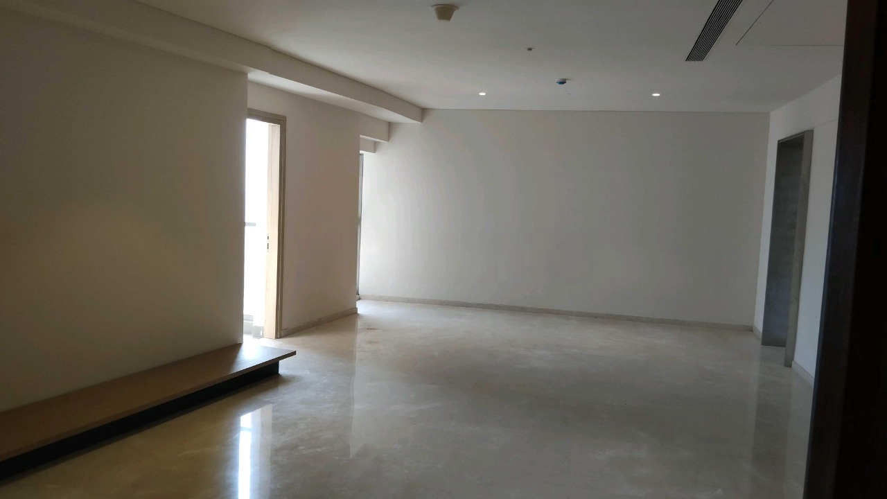 5 BHK Apartment For Rent in Rustomjee Crown