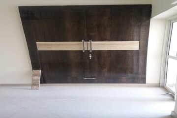 Furnished Amenities in 3 BHK Apartment at Jaypee Greens Aman, Sector 151 – for Sale