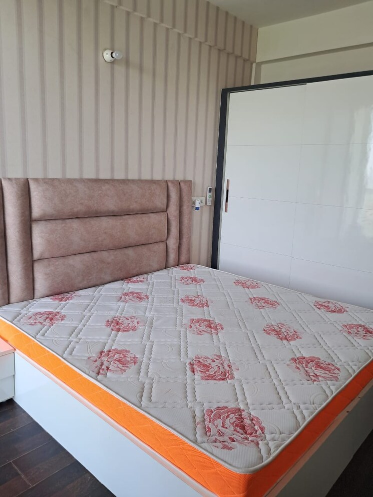 Bedroom, patiala road 2 Bedroom 1140 Sq.Ft. Apartment In Patiala Road Zirakpur 8751604