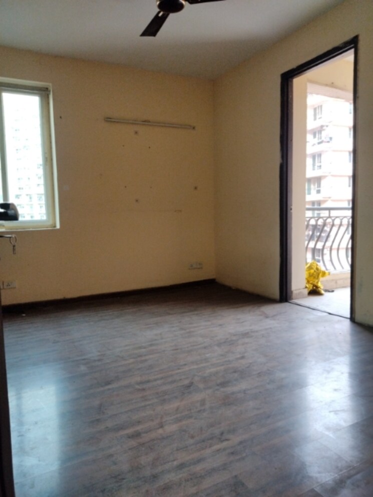 Room, sikka-karmic-greens 2.5 Bedroom 1210 Sq.Ft. Apartment In Sector 78 Noida 8751791