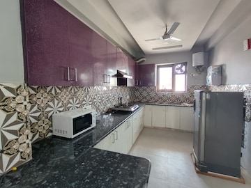 Living Room in 4 BHK Builder Floor at Uday Arden 45, Sector 45 – for Rent