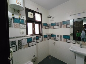 Kitchen in 4 BHK Builder Floor at Uday Arden 45, Sector 45 – for Rent