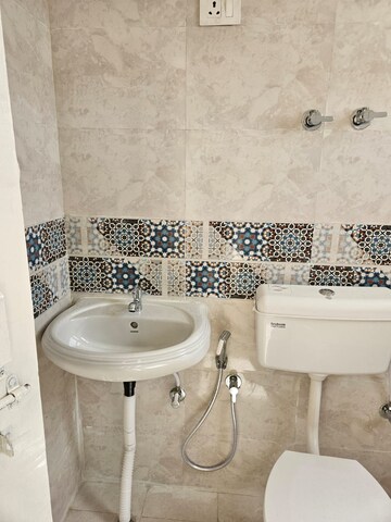 Bathroom in 2 BHK Apartment at Signature Global Prime, Sector 63a – for Rent