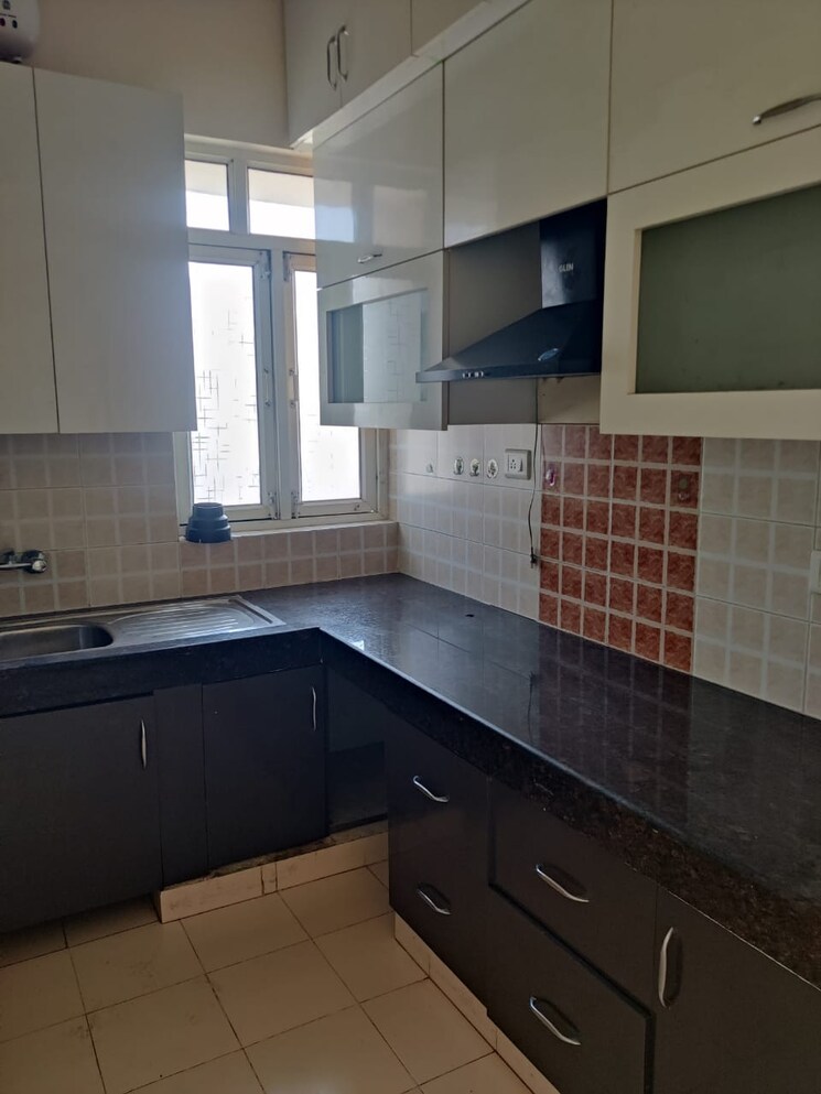 Kitchen, experion-the-heart-song 3 Bedroom 2003 Sq.Ft. Apartment In Sector 108 Gurgaon 8751861