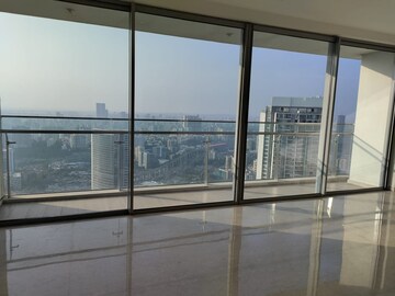 3 BHK Apartment For Rent in Oberoi Realty Esquire, Goregaon East