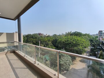 Balcony in 3 BHK Builder Floor at Uday Arden 45, Sector 45 – for Rent
