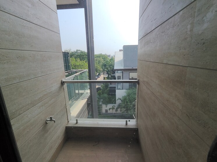 Balcony, uday-arden-45 3 Bedroom 2250 Sq.Ft. Builder Floor In Sector 45 Gurgaon 8751934