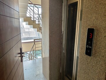 Balcony in 3 BHK Builder Floor at Uday Arden 45, Sector 45 – for Rent