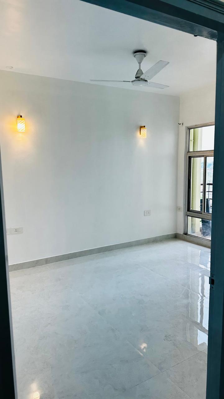 3.5 BHK + Study Room Apartment For Sale in Ansal Celebrity Meadows