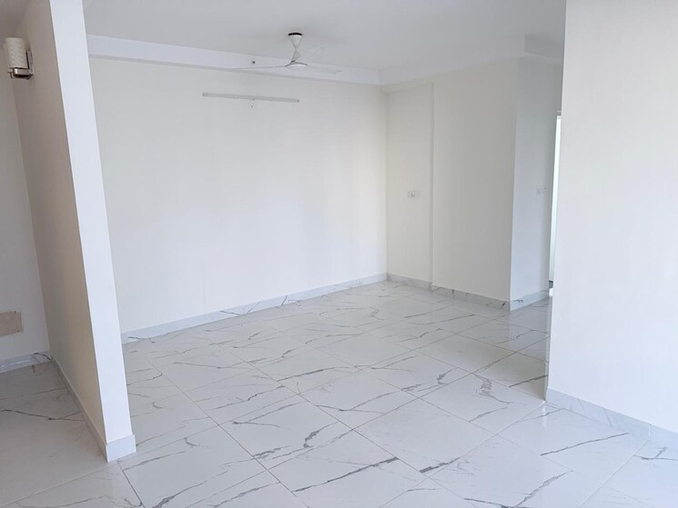 Room, mantri-manyata-lithos 3 Bedroom 1740 Sq.Ft. Apartment In Thanisandra Bangalore 8752049