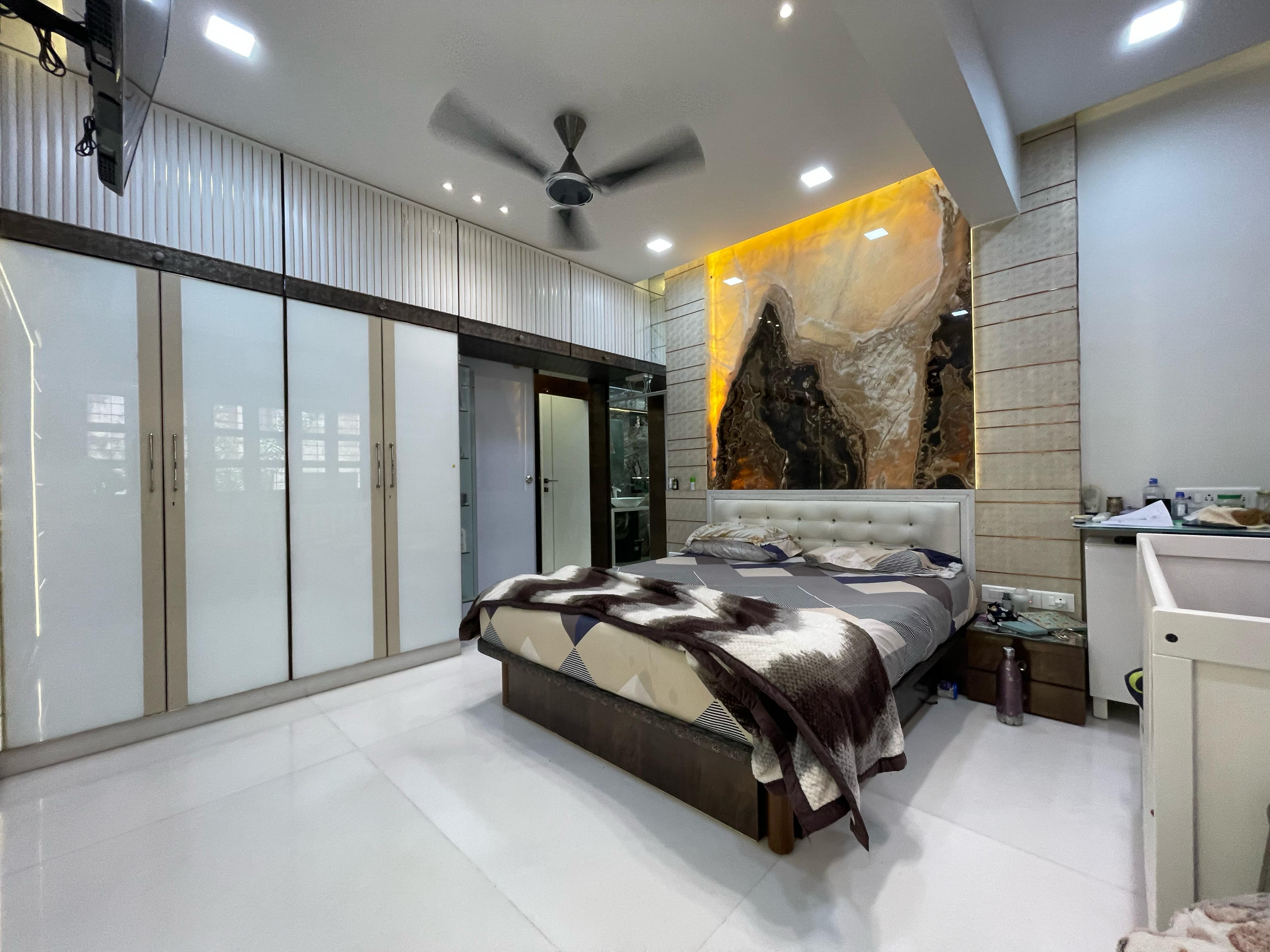 2 BHK Apartment For Rent in Andheri West