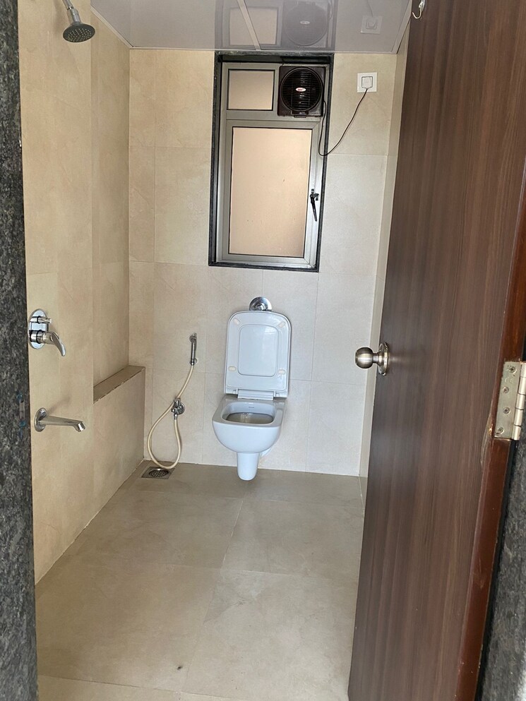 Bathroom, runwal-eirene 1 Bedroom 550 Sq.Ft. Apartment In Balkum Pada Thane 8752140
