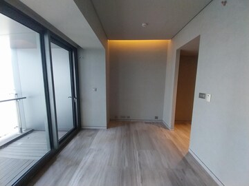 Room in 4 BHK Apartment at Lodha The World Towers World One Tier 2, Worli – for Sale