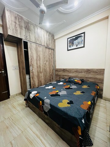 Bedroom in 2 BHK Builder Floor at Gupta Awas, Sector 43 – for Rent