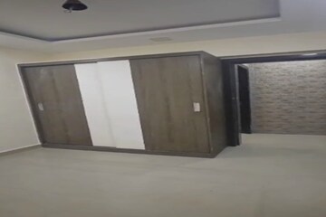 Room in 2 BHK Apartment at Kharghar Sector 34 – for Sale