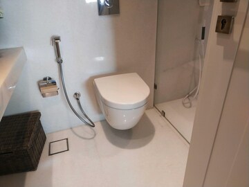 Bathroom in 4 BHK Apartment at Lokhandwala Minerva Mahalaxmi, Mahalaxmi – for Sale