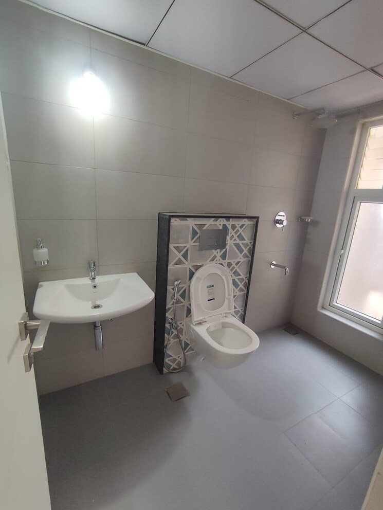 Bathroom, casagrand-boulevard 3 Bedroom 1620 Sq.Ft. Apartment In Hennur Road Bangalore 8752452