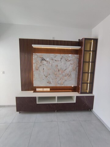 Room in 3 BHK Apartment at Casagrand Boulevard, Hennur Road – for Rent