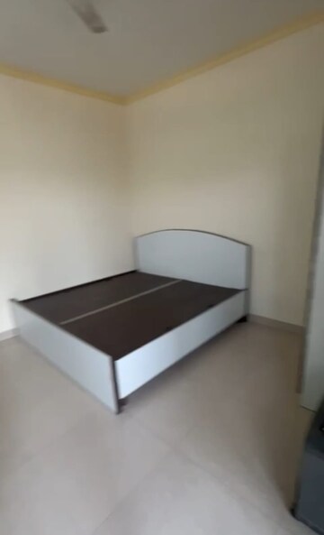 1 RK Apartment For Rent in DLF City Phase III, Sector 24