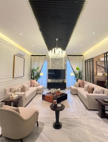 Master Bedroom in 2 BHK Builder Floor at Sector 20 – for Rent