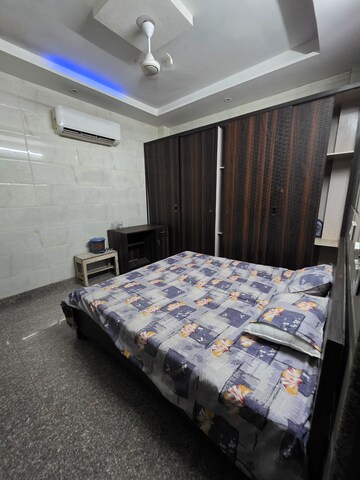 1 RK Builder Floor For Rent in Uttam Nagar