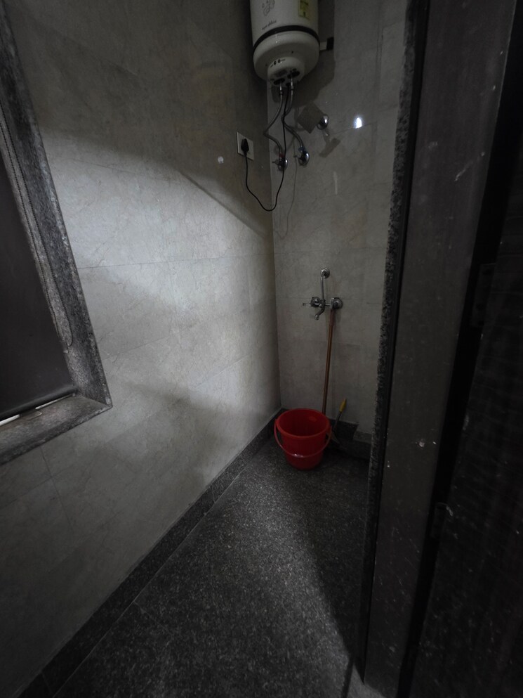 undefined, uttam nagar 1 RK 30 Sq.Yd. Builder Floor In Uttam Nagar Delhi 8752581