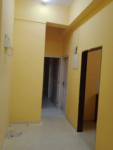 Room in 2 BHK Apartment at Matunga – for Sale