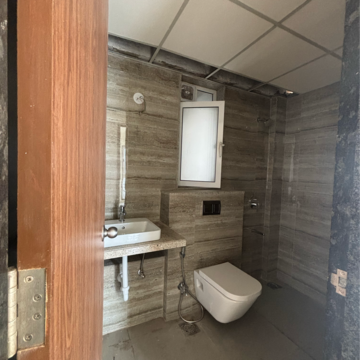 Bathroom in 3 BHK Apartment at Runwal Nirvana, Dhabholkar Wadi – for Rent